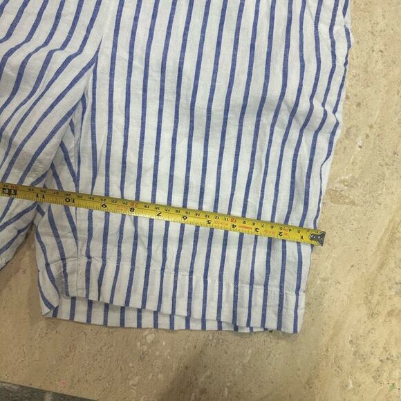 Like new Women's Croft & Barrow® Breezy Linen Blend Soft Stripe Shorts Size M - Picture 9 of 10